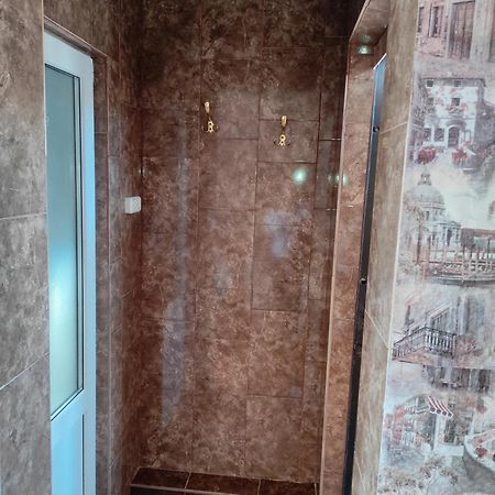 苏呼米 Гостевой Дом Ирина酒店 外观 照片